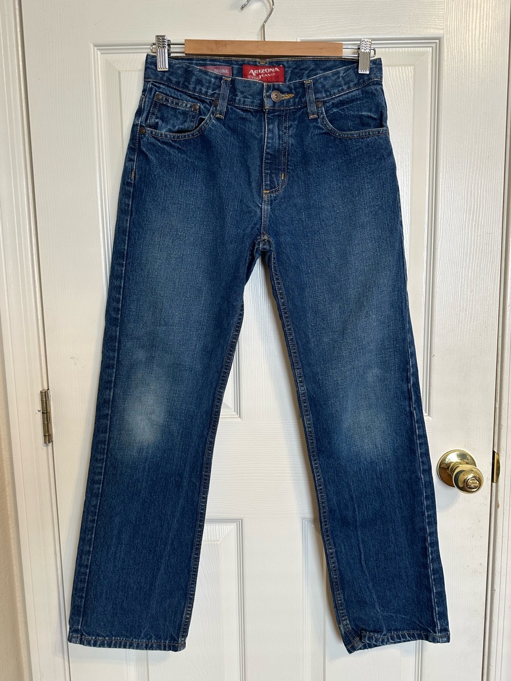 Arizona Jean Company Kids Straight Leg Jeans in Medium Blue